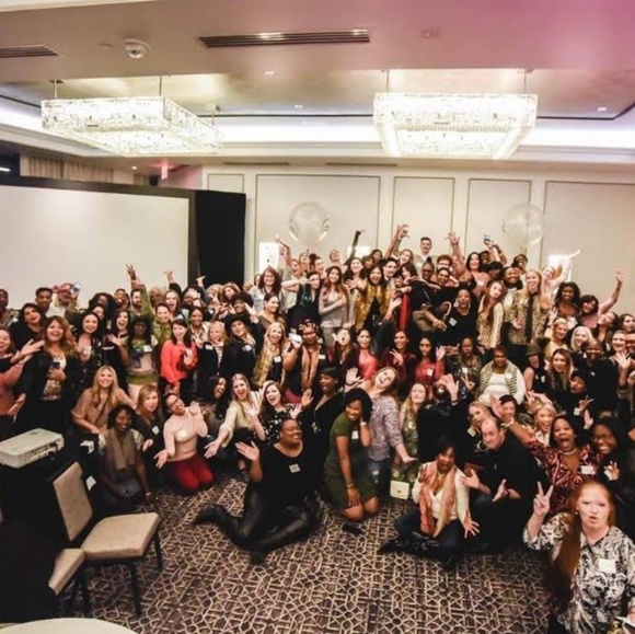 Meet your Posher, Danalour Danalour - Picture 3 of 16